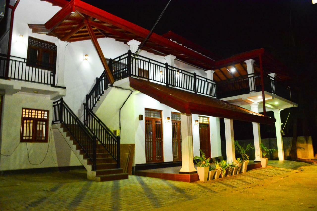 Hotel Brisa Marina Negombo Exterior foto