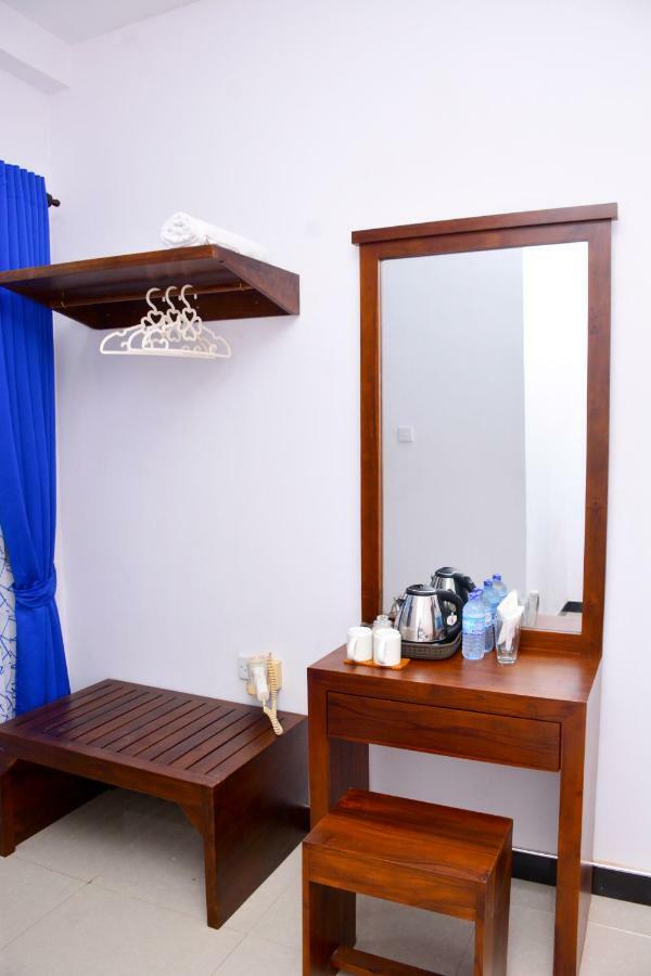 Hotel Brisa Marina Negombo Exterior foto