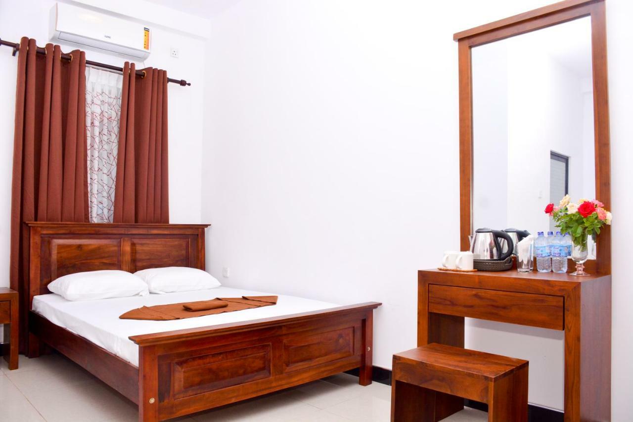 Hotel Brisa Marina Negombo Exterior foto