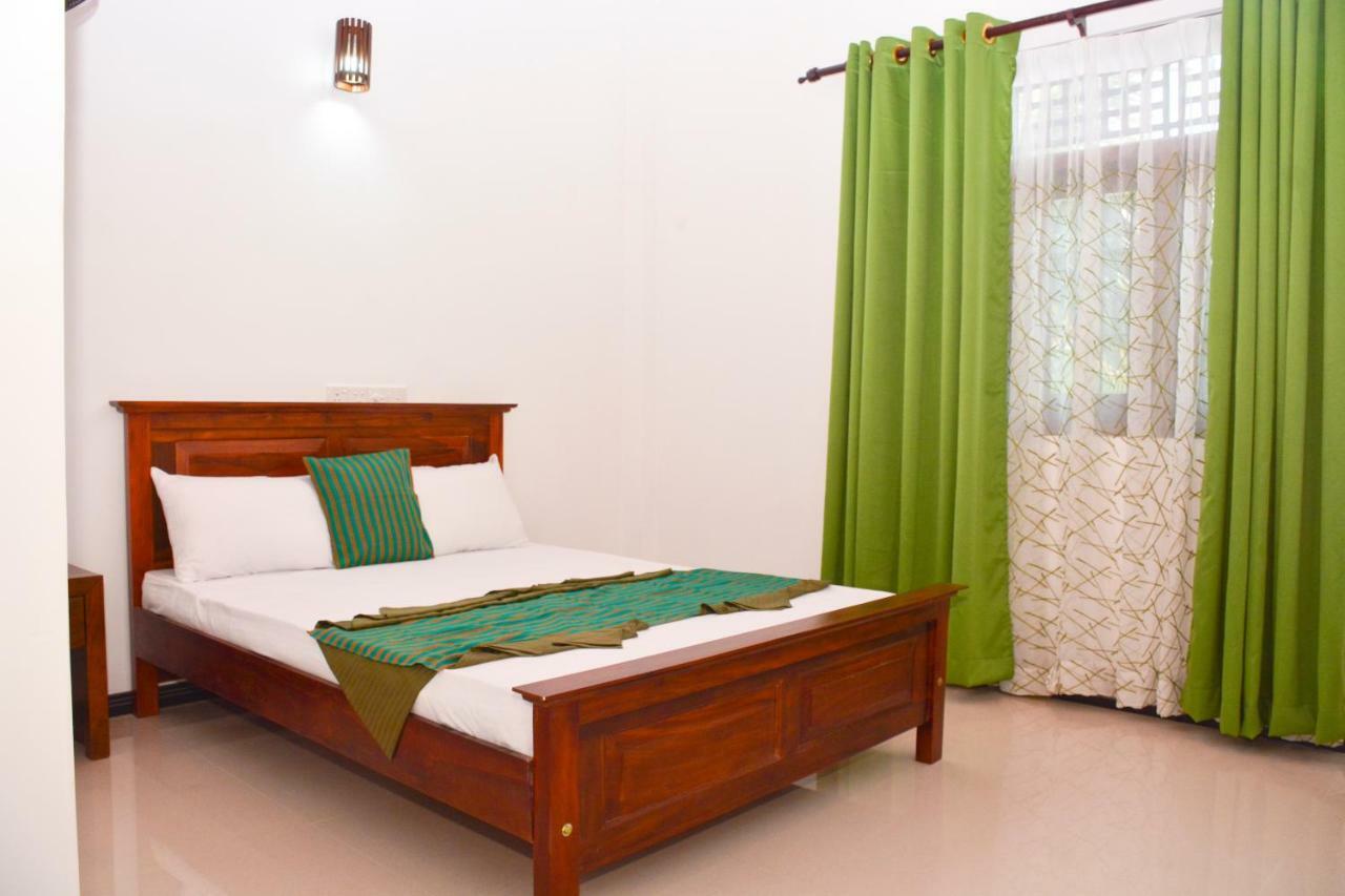 Hotel Brisa Marina Negombo Exterior foto