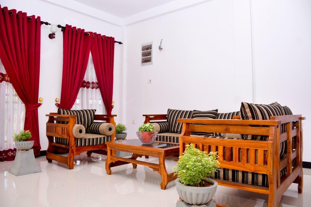 Hotel Brisa Marina Negombo Exterior foto